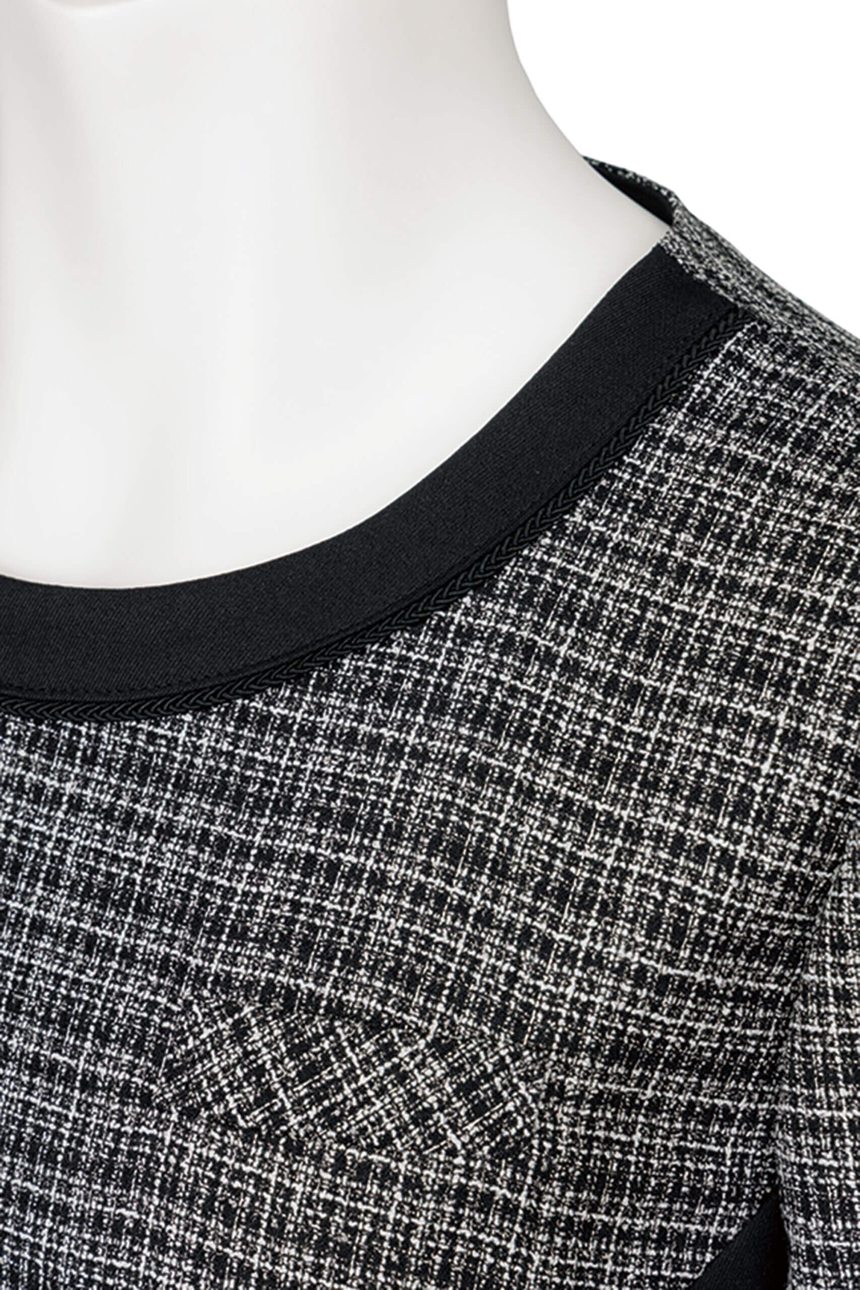 AUTHENTIC TWEED