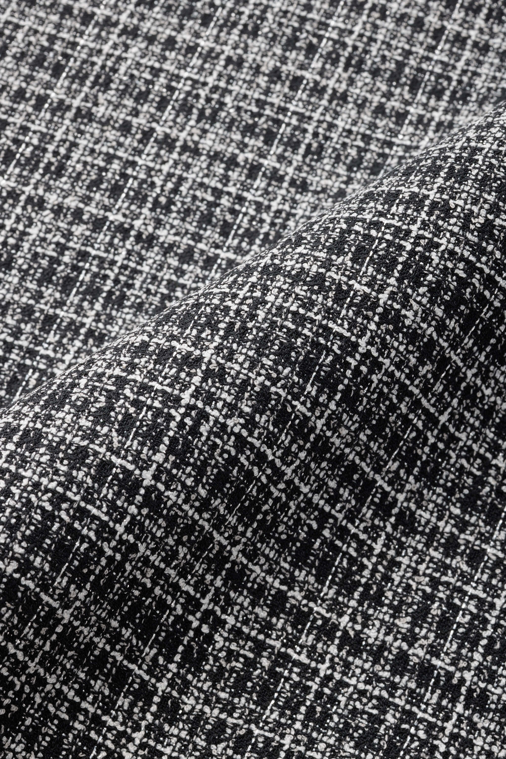 AUTHENTIC TWEED