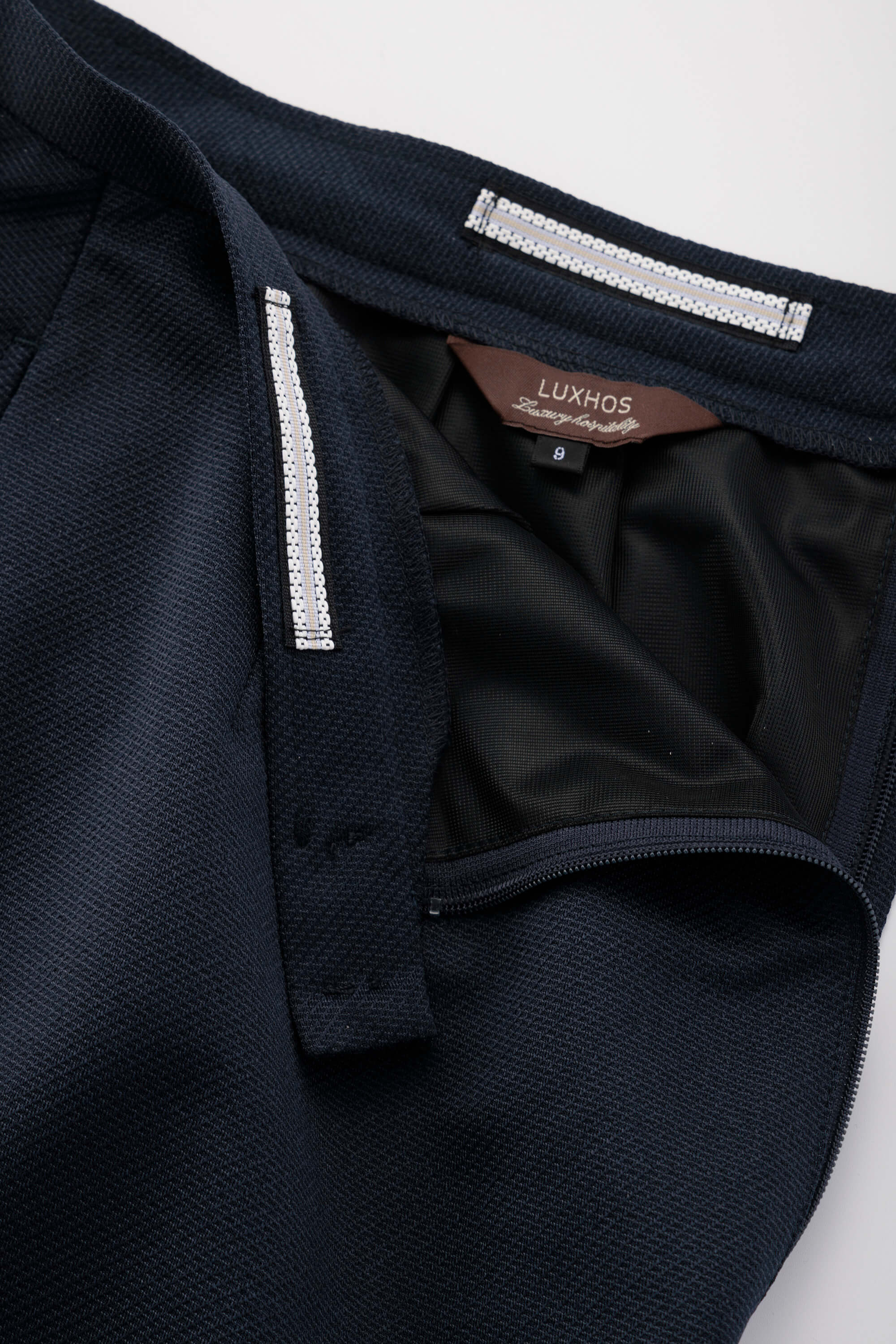 CONTOUR CLLECTION